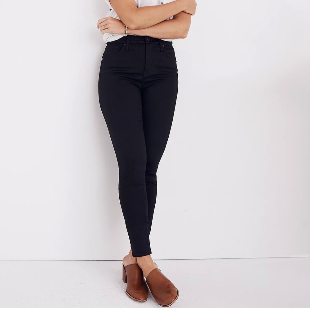 Madewell Curvy High-Rise Skinny Jeans in Carbondale Wash (26T)